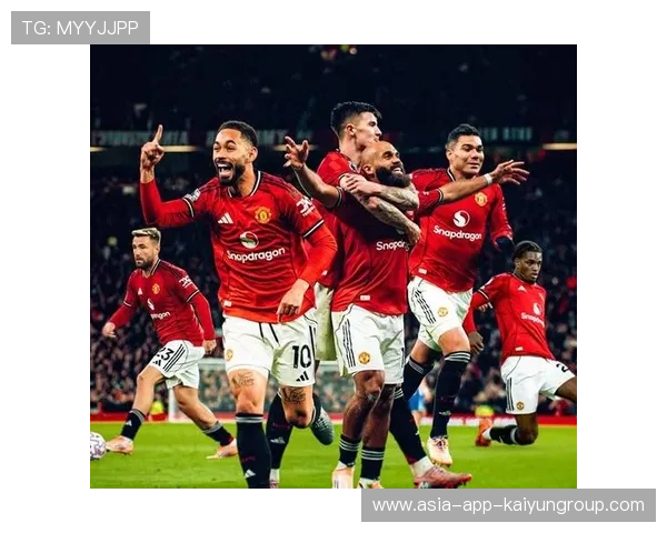 曼联准备打造英超最凶悍中场组合