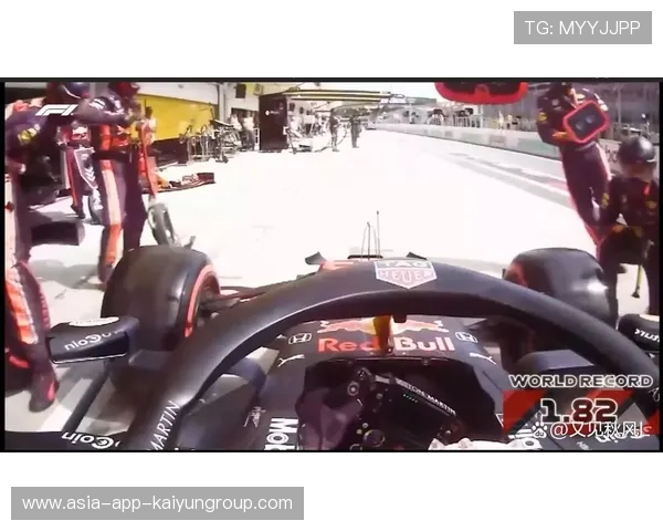 赛车维修组创造世界纪录，换胎快到像特效