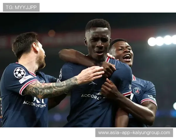 巴黎圣日耳曼球员间默契提升明显，巴黎圣日耳曼现阵容