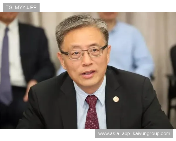 惠金融深化之路，屠光绍提出四条建议，屠光绍 高级金融学院